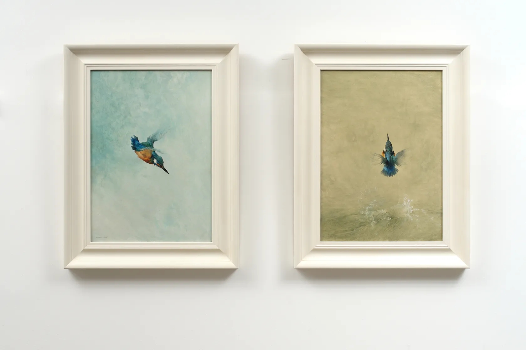 RAYMOND CHING - Kingfisher Flying | International Art Centre